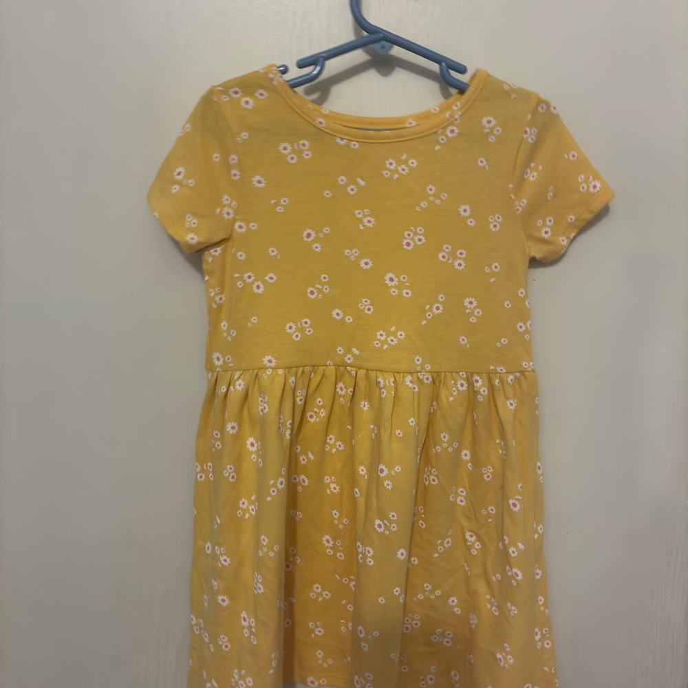 Cat & Jack Yellow Daisy Print Short Sleeve Knit Dress